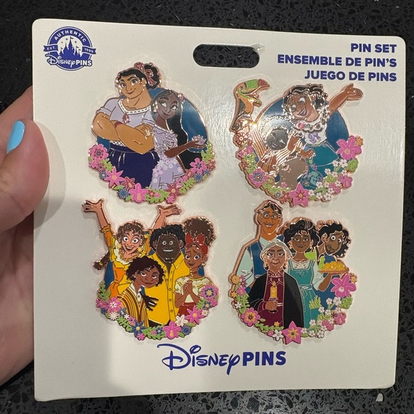 NWT Disney Parks set of 4 Encanto trading pins - Picture 1 of 4